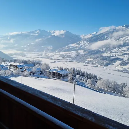 La Wurm Mit Privatem Whirlpool Hart im Zillertal