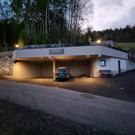 La Wurm Mit Privatem Whirlpool Appartamento Hart im Zillertal