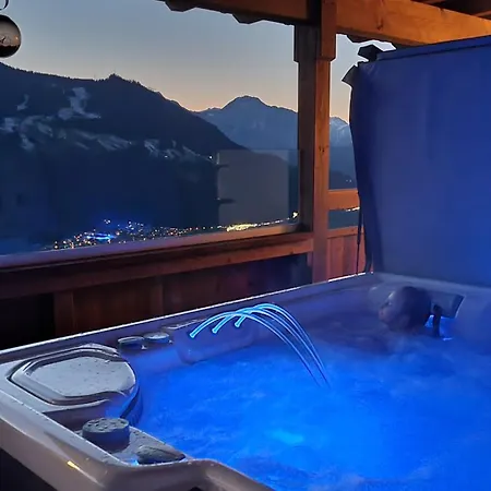 La Wurm Mit Privatem Whirlpool 아파트